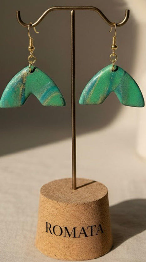 Veridian Arc – Emerald Green Polymer Earring 🍃